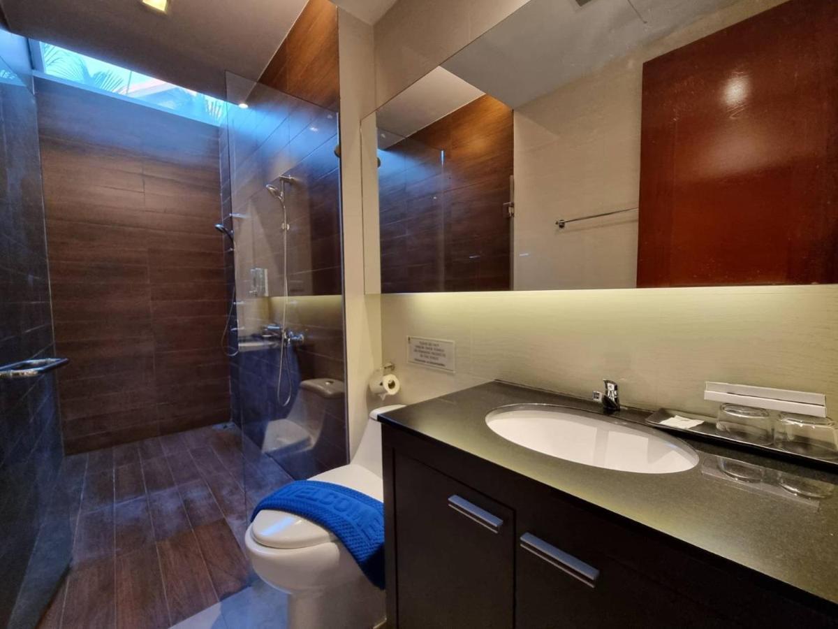 Midas Pool * Jomtien Beach