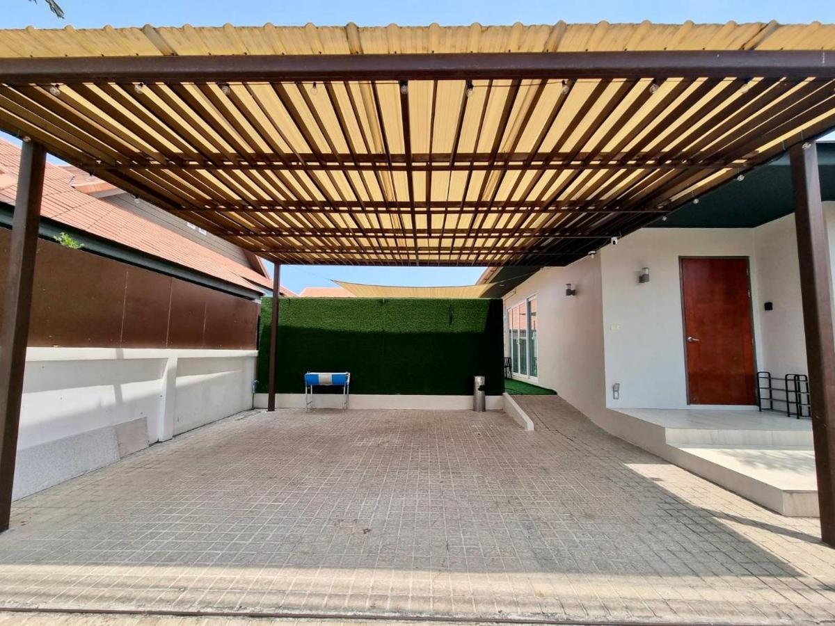 Villa Midas Pool